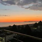 Tiara Beach Apartment